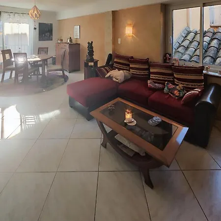 Ferienhaus 2 Bedroom Stunning In Abeilhan